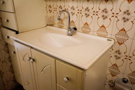 Casa à venda com 117m², 2 quartos e 1 vagaBanheiro