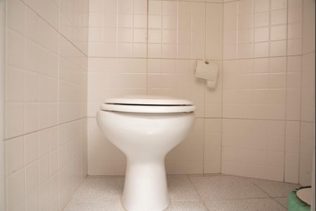 Apartamento à venda com 73m², 2 quartos e 2 vagasBanheiro de Serviço