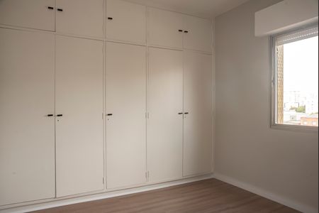 Apartamento à venda com 73m², 2 quartos e 2 vagasQuarto 2