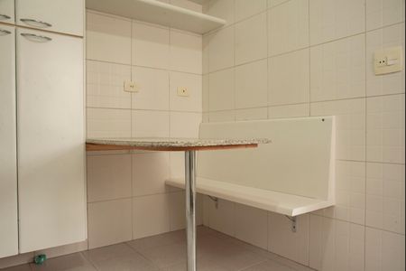 Apartamento à venda com 73m², 2 quartos e 2 vagasCozinha