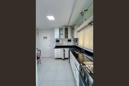 Apartamento para alugar com 110m², 3 quartos e 1 vaga Apartamento para alugar com 110m², 3 quartos e 1 vagaCozinha