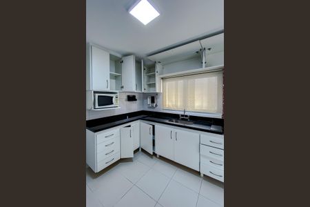 Apartamento para alugar com 110m², 3 quartos e 1 vaga Apartamento para alugar com 110m², 3 quartos e 1 vagaCozinha