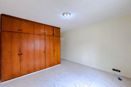 Casa à venda com 227m², 6 quartos e 2 vagasQuarto 1 - Suíte