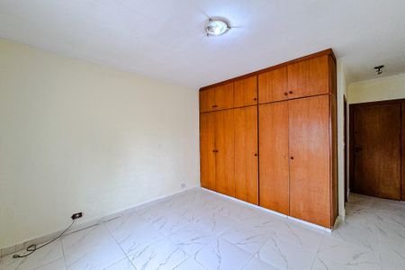 Casa à venda com 227m², 6 quartos e 2 vagasQuarto 1 - Suíte