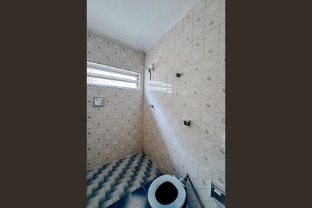 Casa à venda com 227m², 6 quartos e 2 vagasBanheiro da Suíte 2