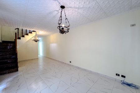 Casa à venda com 227m², 6 quartos e 2 vagasSala