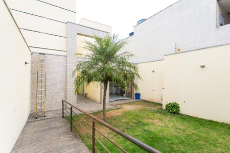 Apartamento para alugar com 34m², 1 quarto e sem vagaÁrea Externa - Entrada 
