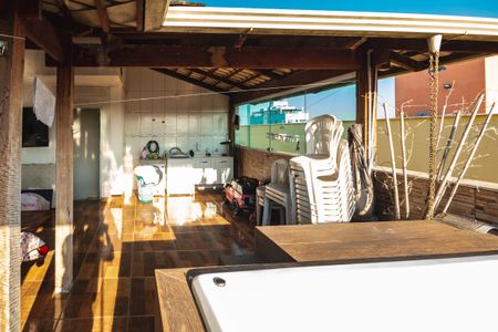 Apartamento à venda com 114m², 3 quartos e 1 vagaÁrea de Serviço