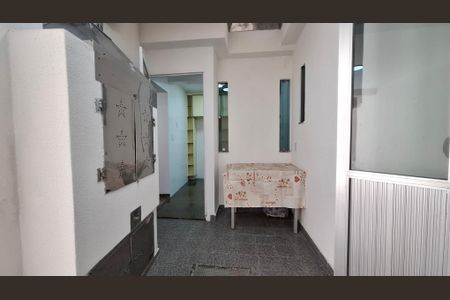 Casa à venda com 194m², 4 quartos e 2 vagas Casa à venda com 194m², 4 quartos e 2 vagasEspaço Churrasqueira