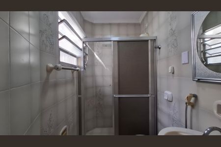 Casa à venda com 194m², 4 quartos e 2 vagas Casa à venda com 194m², 4 quartos e 2 vagasBanheiro Quarto 4 suíte