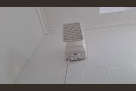 Casa à venda com 194m², 4 quartos e 2 vagas Casa à venda com 194m², 4 quartos e 2 vagasBanheiro Quarto 2 suíte