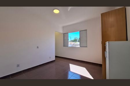 Casa à venda com 194m², 4 quartos e 2 vagas Casa à venda com 194m², 4 quartos e 2 vagasQuarto 1 suíte