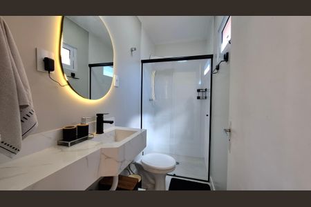 Casa à venda com 194m², 4 quartos e 2 vagas Casa à venda com 194m², 4 quartos e 2 vagasBanheiro Quarto 1 suíte