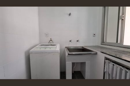 Casa à venda com 194m², 4 quartos e 2 vagas Casa à venda com 194m², 4 quartos e 2 vagasÁrea de Serviço