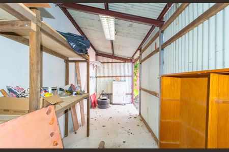 Casa à venda com 300m², 3 quartos e 4 vagasOficina