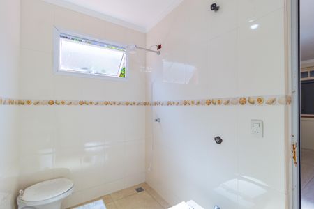 Casa à venda com 300m², 3 quartos e 4 vagasBanheiro - Área de Serviço