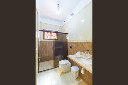 Casa à venda com 300m², 3 quartos e 4 vagasBanheiro