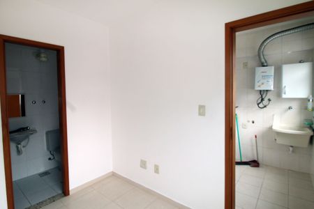 Apartamento para alugar com 120m², 3 quartos e 2 vagasQuarto de Serviço