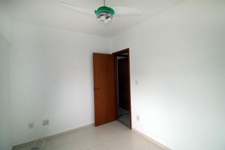 Apartamento para alugar com 120m², 3 quartos e 2 vagasQuarto 2