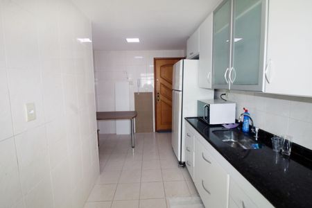 Apartamento para alugar com 120m², 3 quartos e 2 vagasCozinha