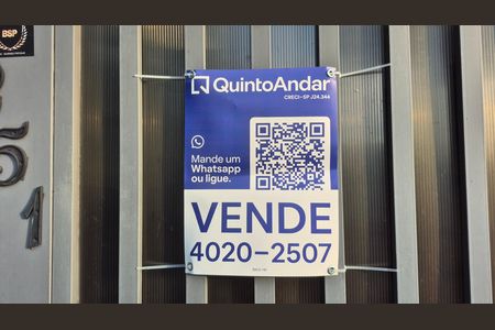 Casa à venda com 352m², 4 quartos e 4 vagas Casa à venda com 352m², 4 quartos e 4 vagasPlaca