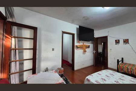 Casa à venda com 352m², 4 quartos e 4 vagas Casa à venda com 352m², 4 quartos e 4 vagasSuíte 3