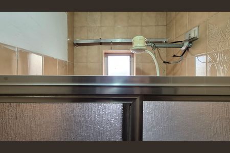 Casa à venda com 352m², 4 quartos e 4 vagas Casa à venda com 352m², 4 quartos e 4 vagasBanheiro