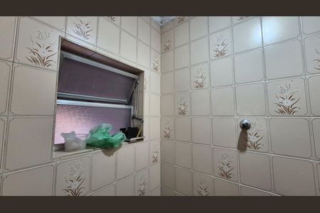Casa à venda com 352m², 4 quartos e 4 vagas Casa à venda com 352m², 4 quartos e 4 vagasBanheiro
