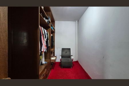 Casa à venda com 352m², 4 quartos e 4 vagas Casa à venda com 352m², 4 quartos e 4 vagasSuíte 3