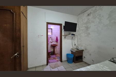 Casa à venda com 352m², 4 quartos e 4 vagas Casa à venda com 352m², 4 quartos e 4 vagasQuarto de serviço