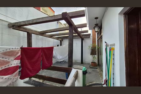 Casa à venda com 352m², 4 quartos e 4 vagas Casa à venda com 352m², 4 quartos e 4 vagasArea de serviço