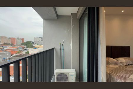 Studio para alugar com 23m², 1 quarto e sem vaga Studio para alugar com 23m², 1 quarto e sem vagaVaranda