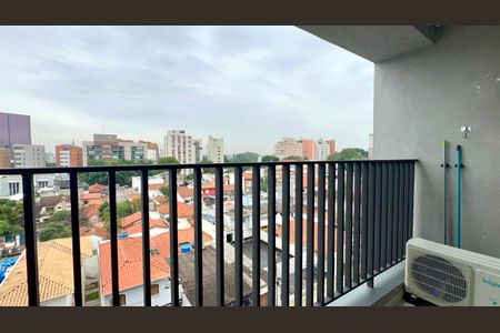 Studio para alugar com 23m², 1 quarto e sem vaga Studio para alugar com 23m², 1 quarto e sem vagaVaranda