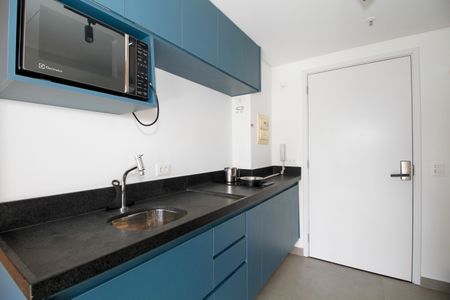 Studio de kitnet/studio à venda com 1 quarto, 30m² em Jardim das Bandeiras, São Paulo