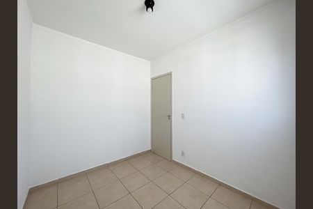 Quarto 2 de apartamento para alugar com 2 quartos, 47m² em Califórnia, Belo Horizonte