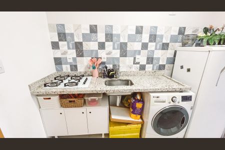 Apartamento para alugar com 41m², 2 quartos e sem vagaCozinha e Área de Serviço