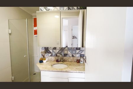 Apartamento para alugar com 41m², 2 quartos e sem vagaBanheiro