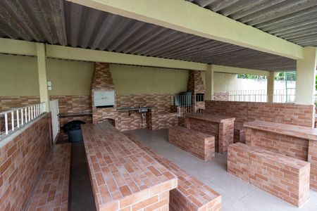 Apartamento para alugar com 52m², 2 quartos e 1 vaga Apartamento para alugar com 52m², 2 quartos e 1 vagaÁrea comum - Churrasqueira