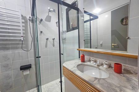 Apartamento para alugar com 132m², 3 quartos e 2 vagas