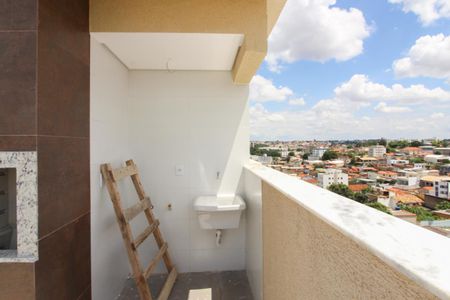 Apartamento à venda com 95m², 3 quartos e 1 vagaÁrea de Serviço
