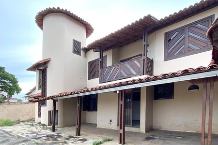 Casa para alugar com 1080m², 3 quartos e 5 vagasQuintal