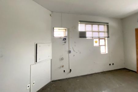 Casa para alugar com 1080m², 3 quartos e 5 vagasEscritório – Casa frente