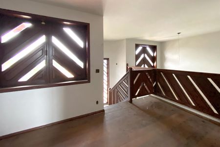 Casa para alugar com 1080m², 3 quartos e 5 vagasHall da Escada