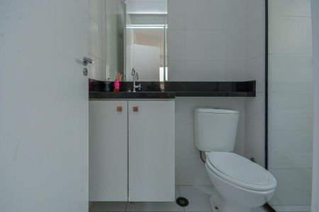 Banheiro de apartamento para alugar com 1 quarto, 31m² em Socorro, São Paulo