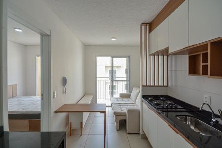 Sala/Cozinha de apartamento para alugar com 1 quarto, 31m² em Socorro, São Paulo