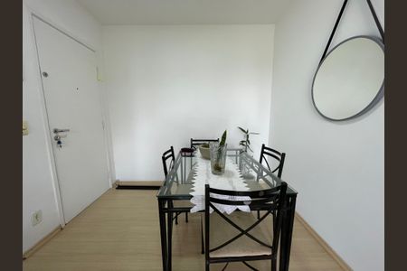 Sala de apartamento à venda com 3 quartos, 67m² em Vila Lageado, São Paulo