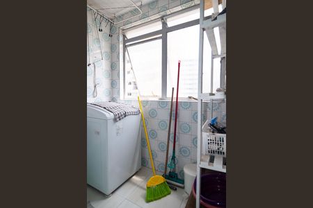 Apartamento à venda com 60m², 2 quartos e 1 vaga Apartamento à venda com 60m², 2 quartos e 1 vagaÁrea de Serviço