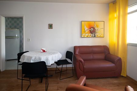 Apartamento à venda com 60m², 2 quartos e 1 vaga Apartamento à venda com 60m², 2 quartos e 1 vagaSala