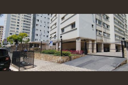 Apartamento à venda com 60m², 2 quartos e 1 vaga Apartamento à venda com 60m², 2 quartos e 1 vagaFachada