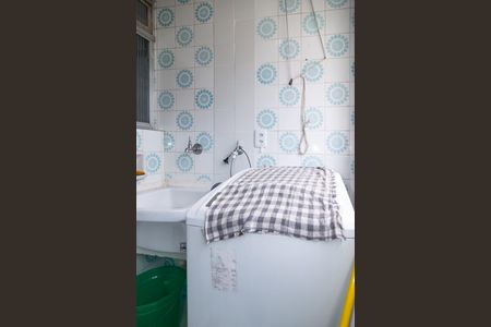 Apartamento à venda com 60m², 2 quartos e 1 vaga Apartamento à venda com 60m², 2 quartos e 1 vagaÁrea de Serviço